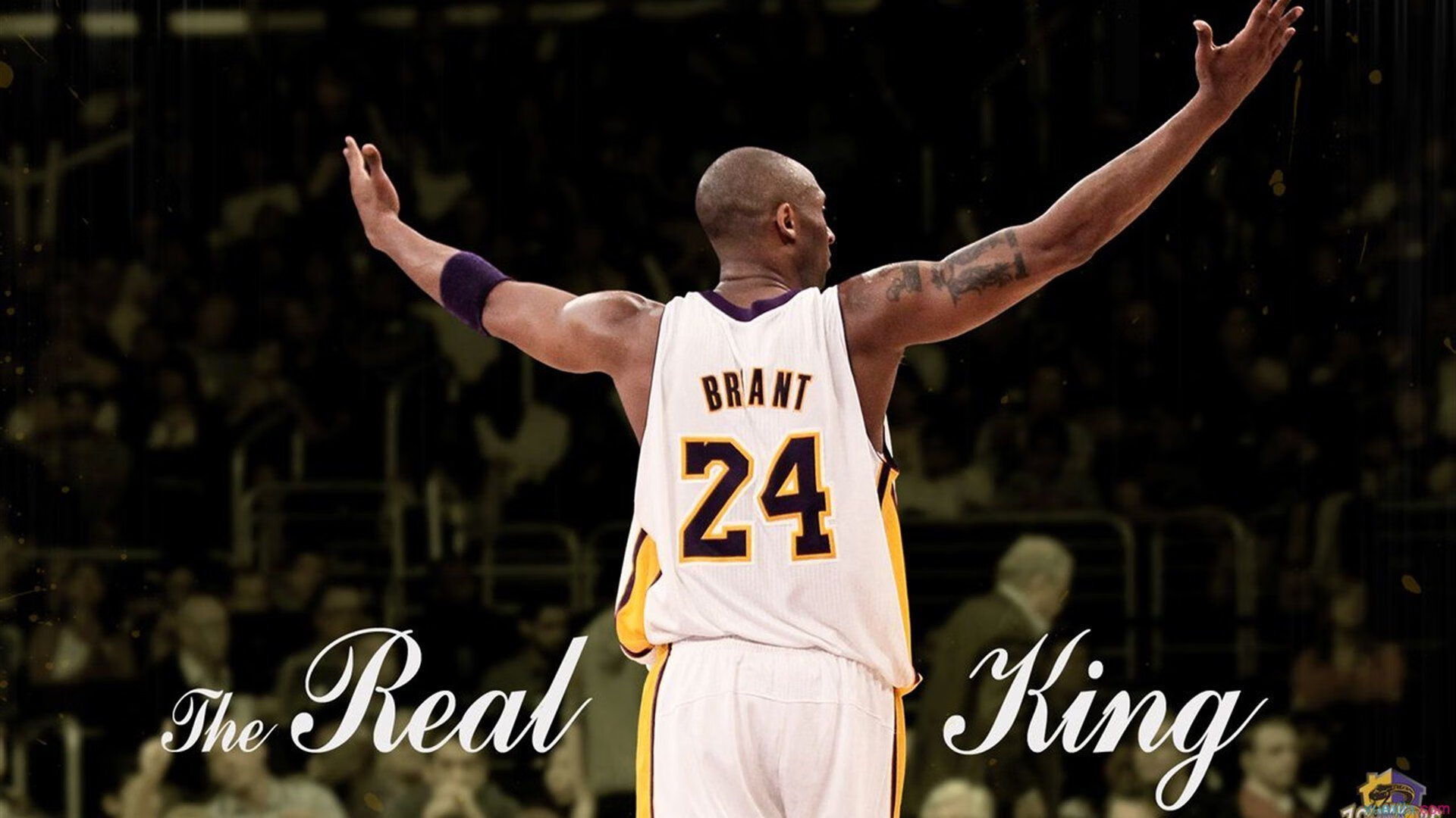 开云体育在线-福特：每次进攻与防守之间的完美转换，让全黑队形成独特风格，福特 比赛