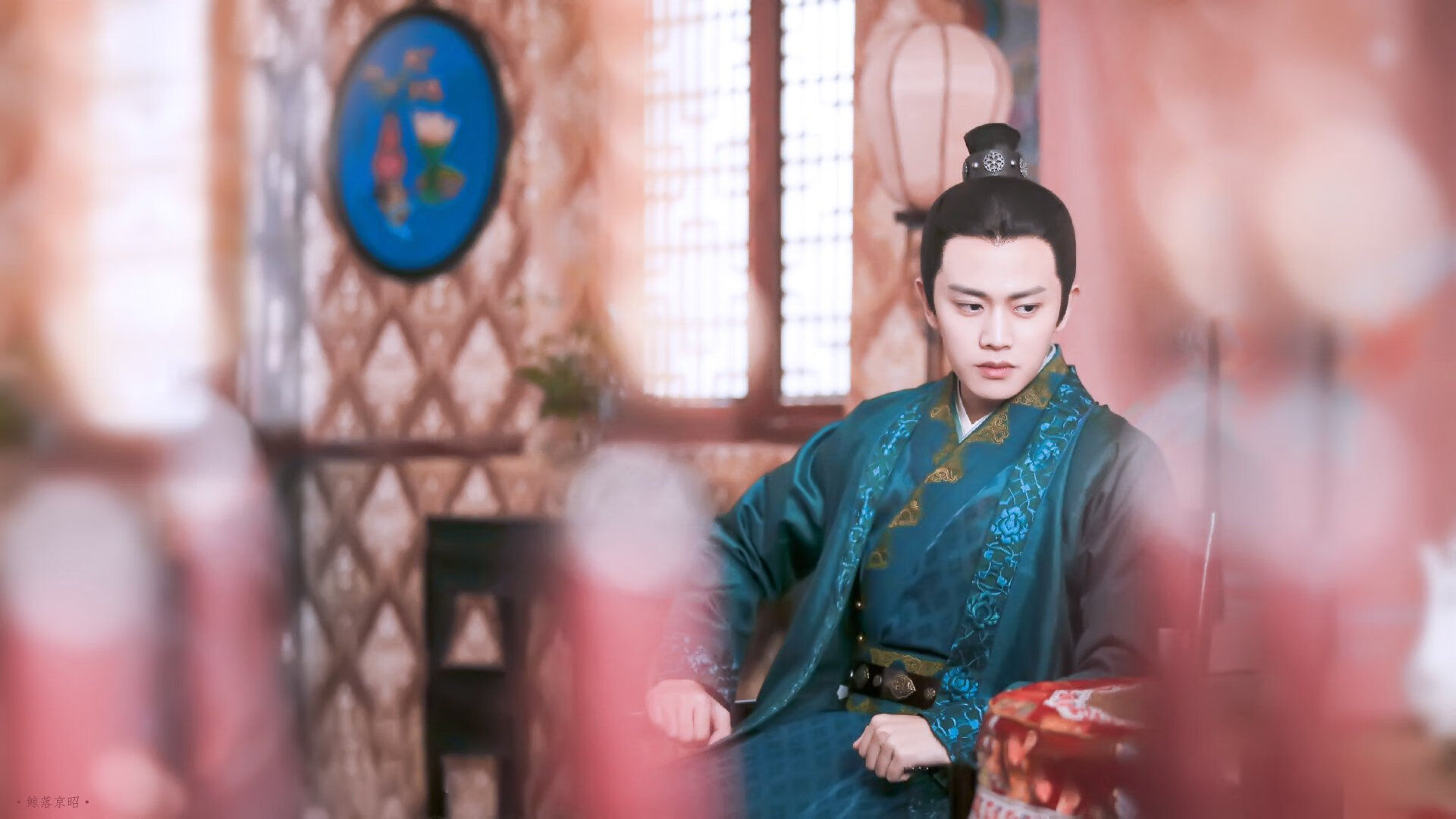 倒三角激活前锋回撤配合机制，倒三角整理后的走势